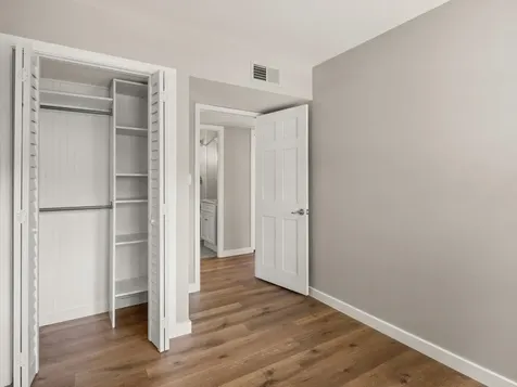 1877 North Avenue Burlington VT 05408