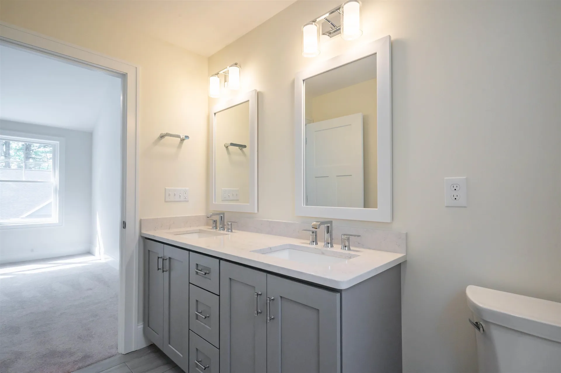 6 Wilderness Drive Nashua NH 03062