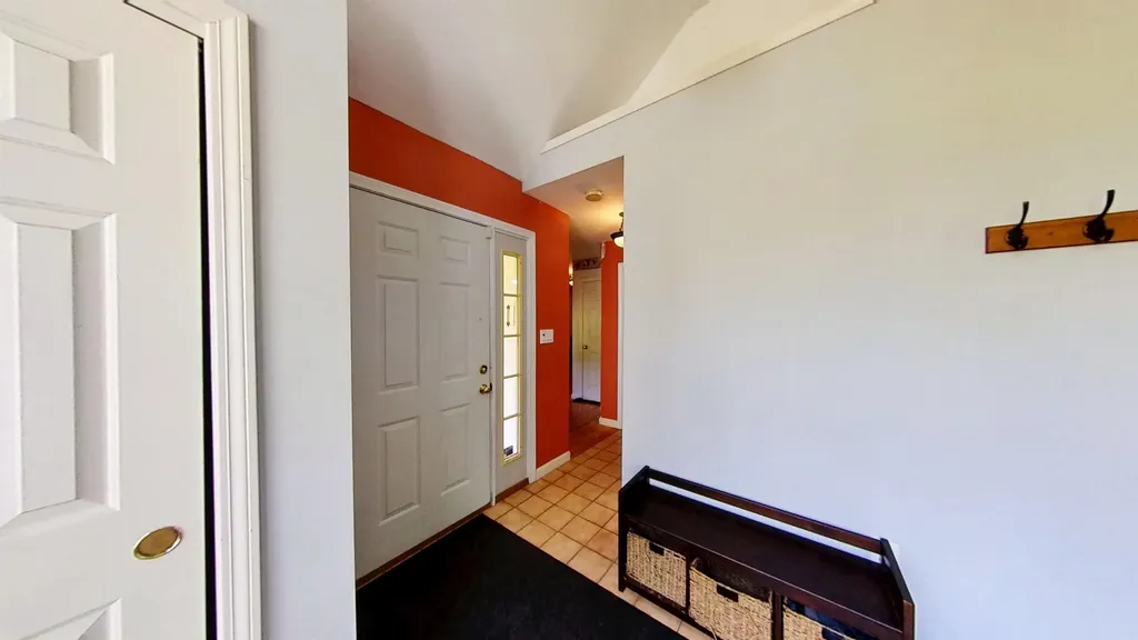 65 Ledgewood Drive St. Johnsbury VT 05819