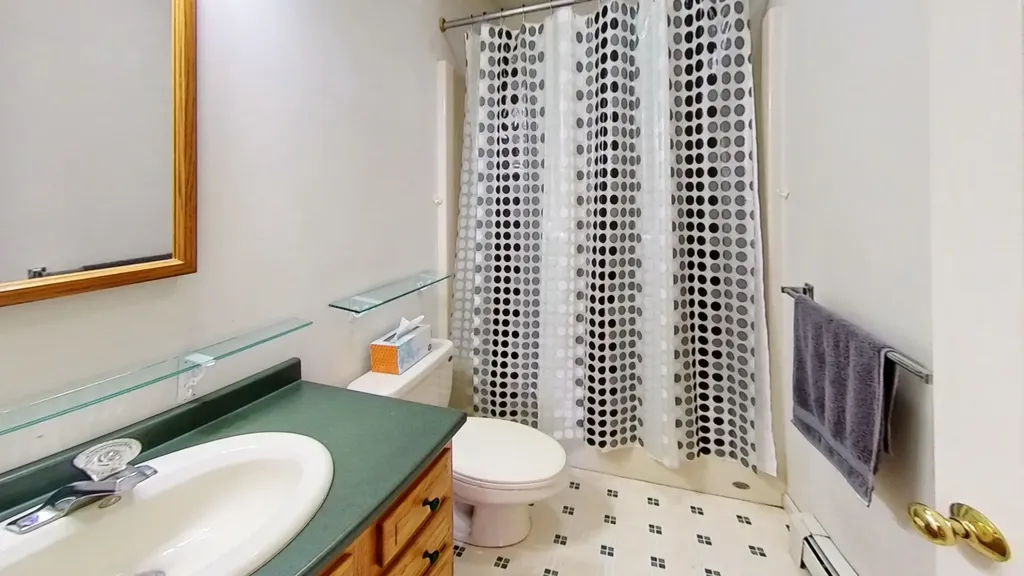 65 Ledgewood Drive St. Johnsbury VT 05819