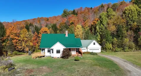 65 Ledgewood Drive St. Johnsbury VT 05819