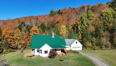 65 Ledgewood Drive St. Johnsbury VT 05819