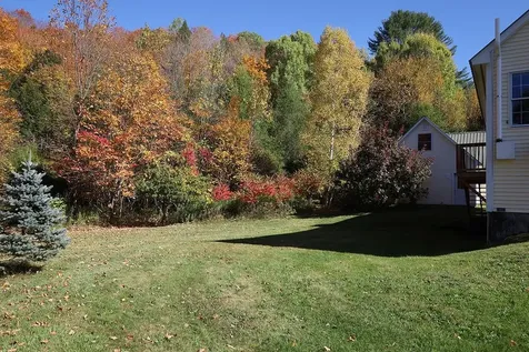 65 Ledgewood Drive St. Johnsbury VT 05819