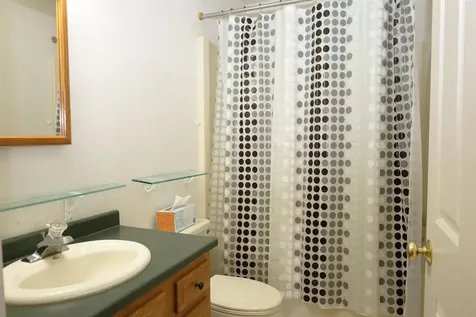 65 Ledgewood Drive St. Johnsbury VT 05819