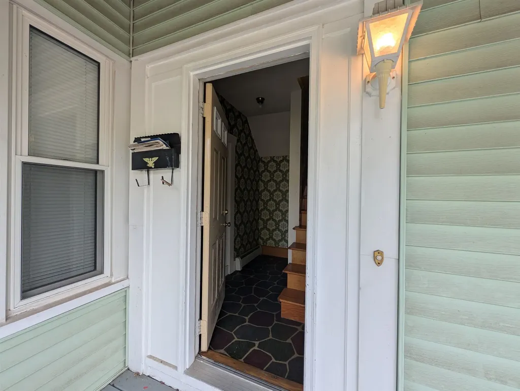 19 East Concord Street Dover NH 03820