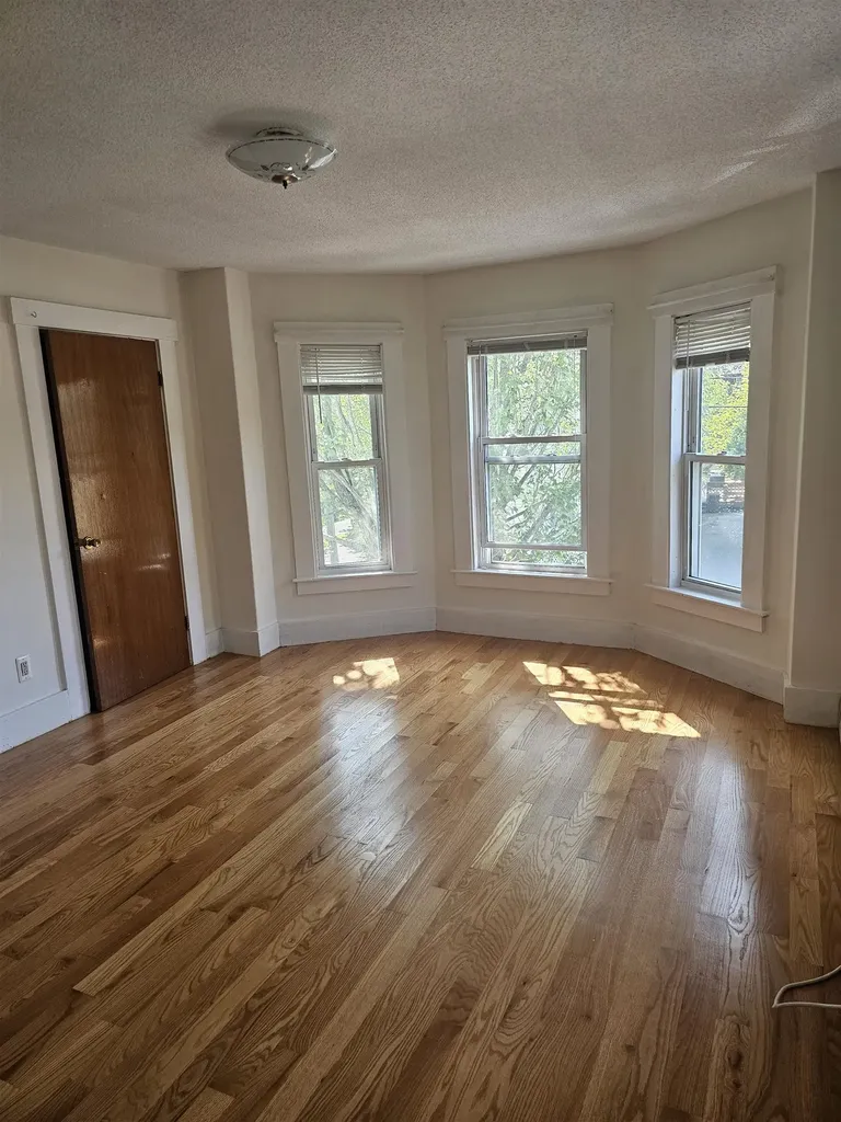 19 East Concord Street Dover NH 03820