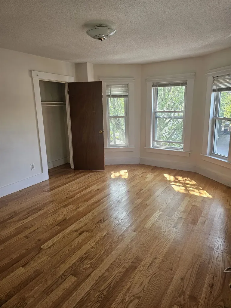 19 East Concord Street Dover NH 03820