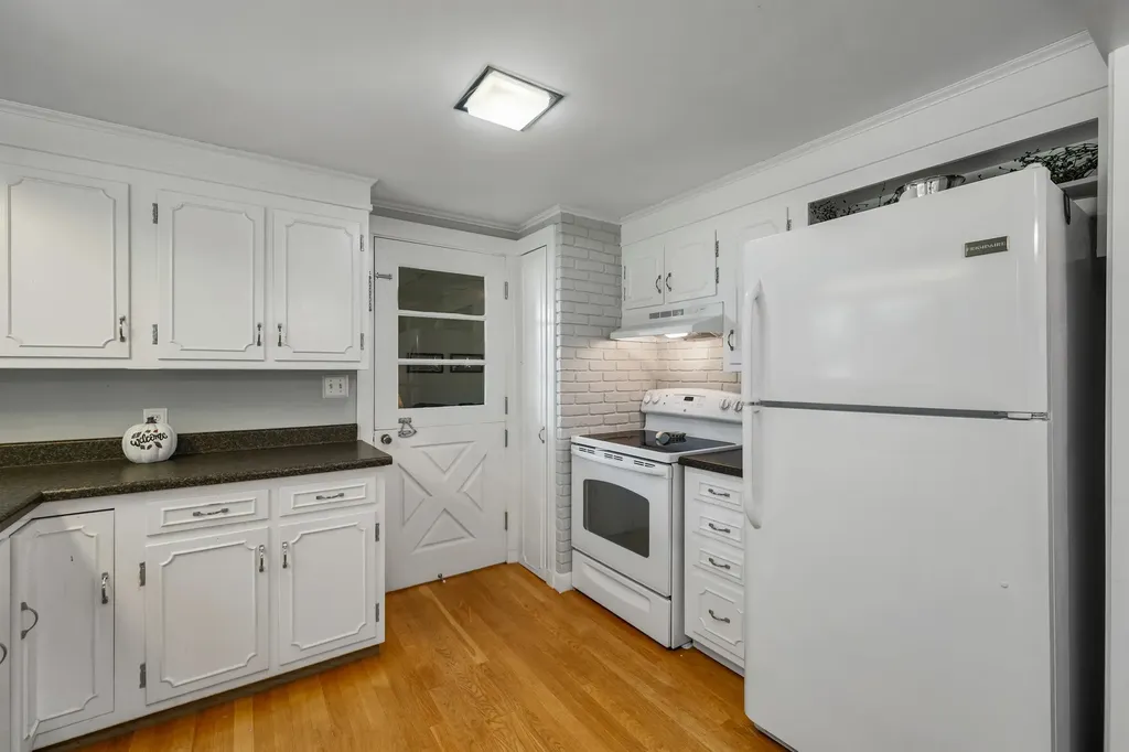 240 Holman Street Laconia NH 03246