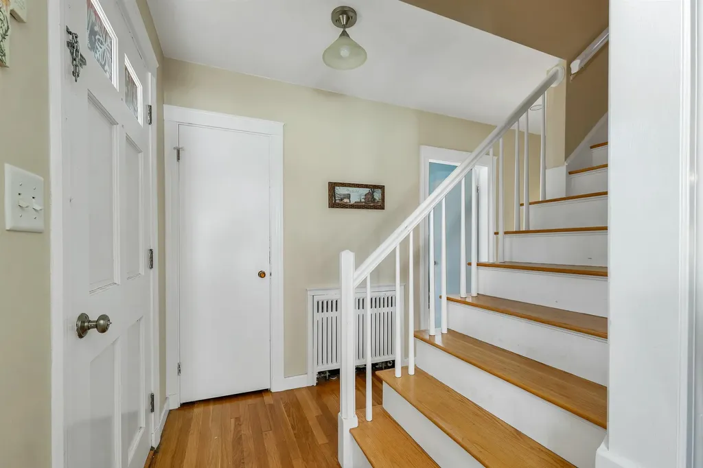 240 Holman Street Laconia NH 03246