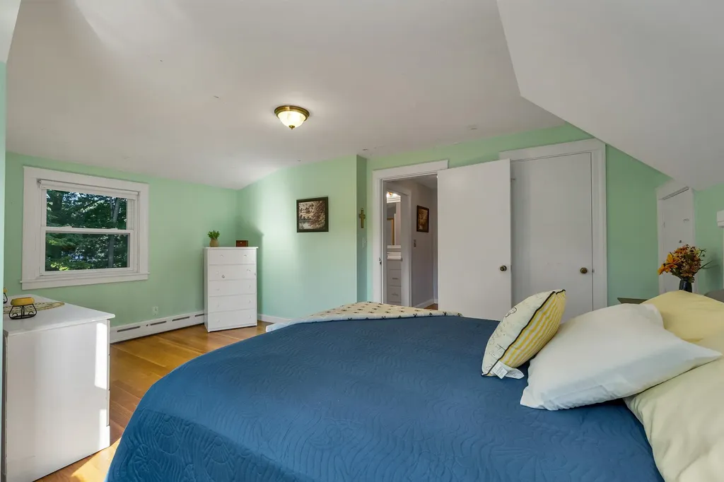 240 Holman Street Laconia NH 03246