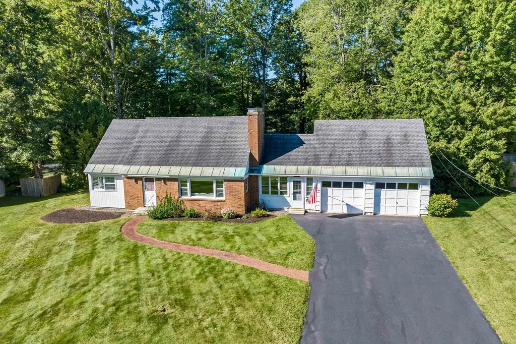 240 Holman Street Laconia NH 03246