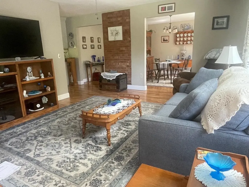 561 Neal Road Hartford VT 05001