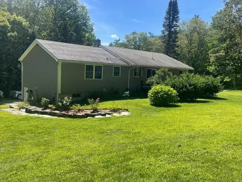 561 Neal Road Hartford VT 05001