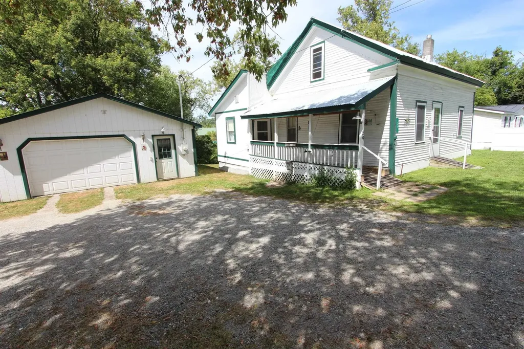 39 Mechanicsville Road Hinesburg VT 05461