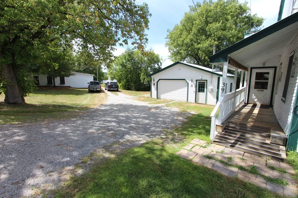 39 Mechanicsville Road Hinesburg VT 05461