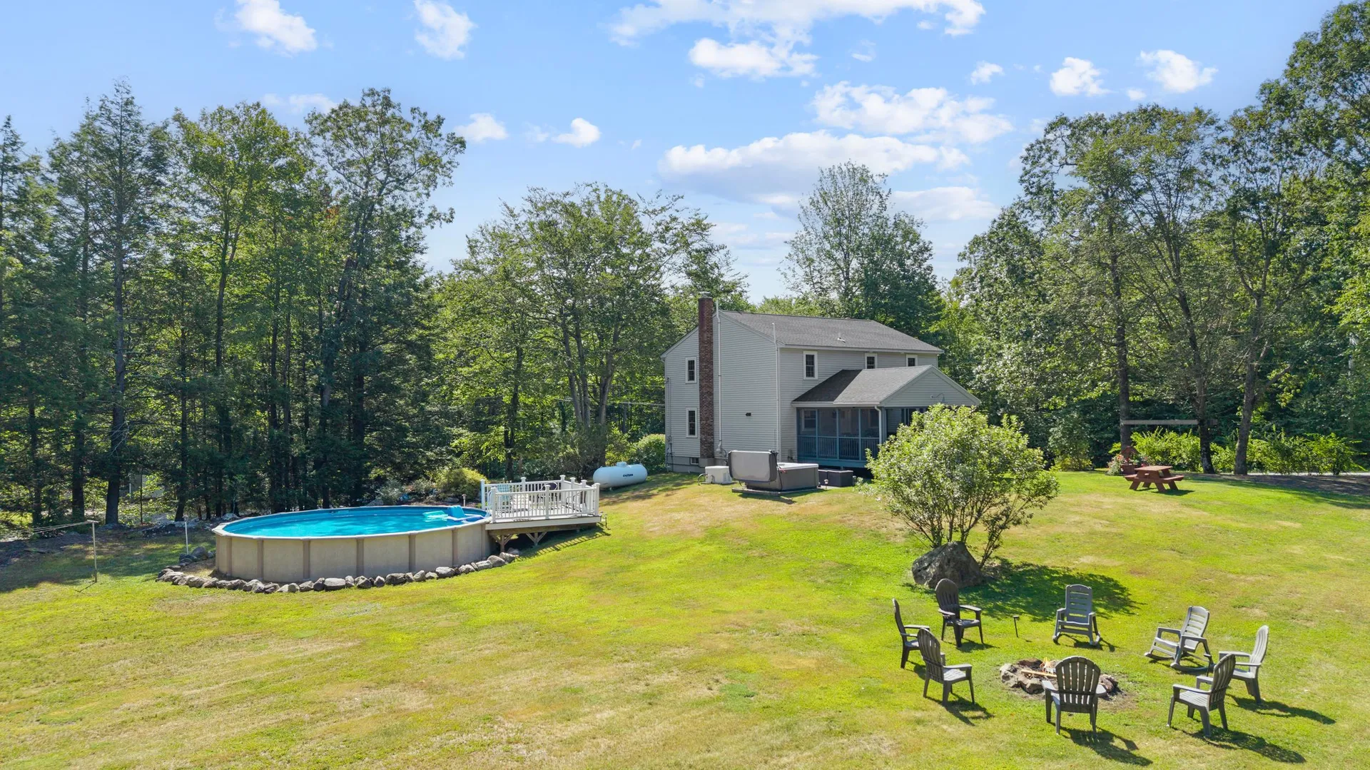 23 Holman Way Chester NH 03036