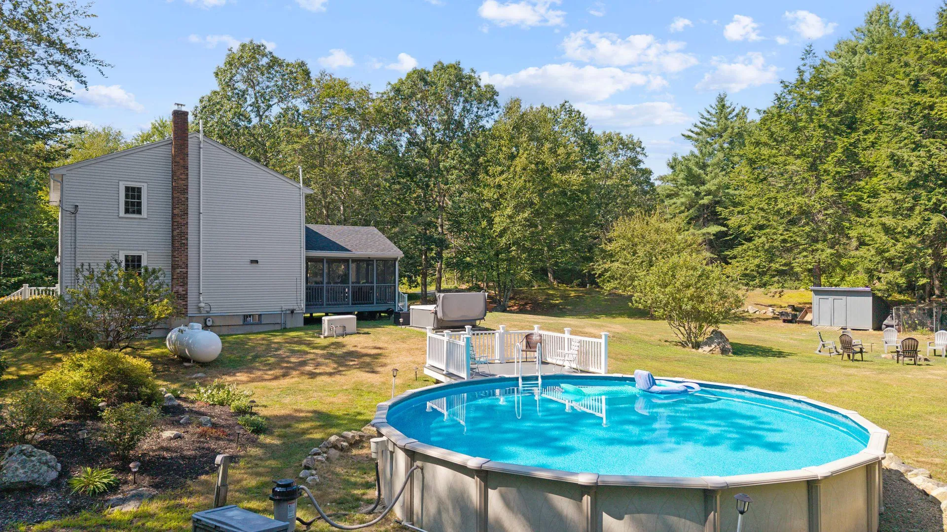 23 Holman Way Chester NH 03036