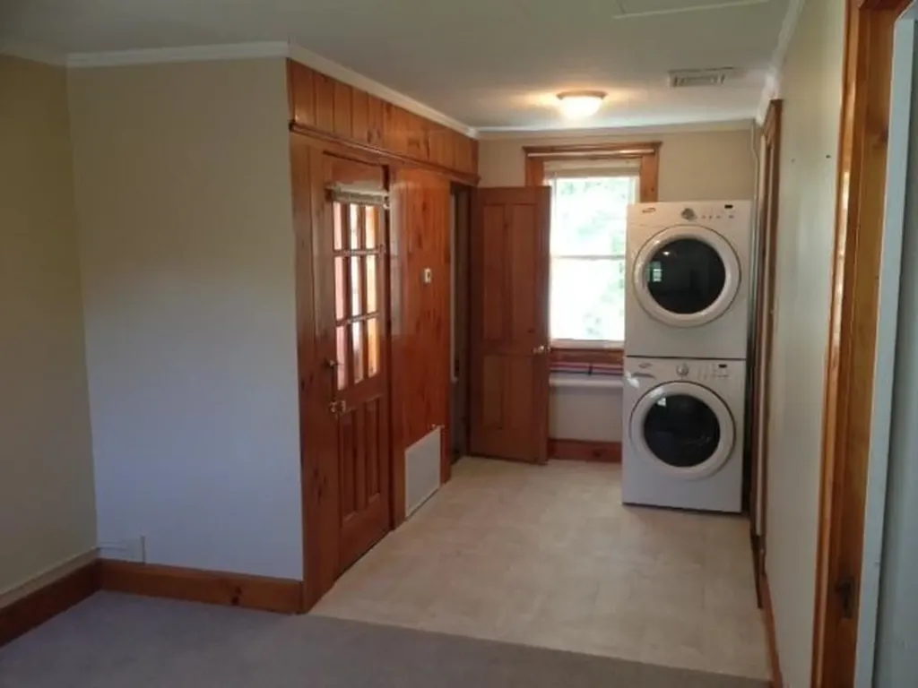 11 Sawyer Street St. Albans City VT 05478