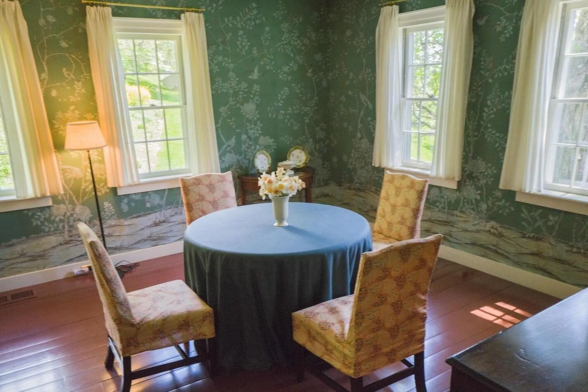 37 Maxham Road Pomfret VT 05067