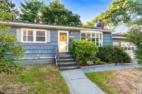 137 Laurel Hill Drive South Burlington VT 05403