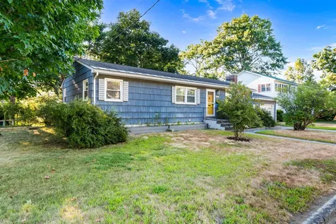 137 Laurel Hill Drive South Burlington VT 05403