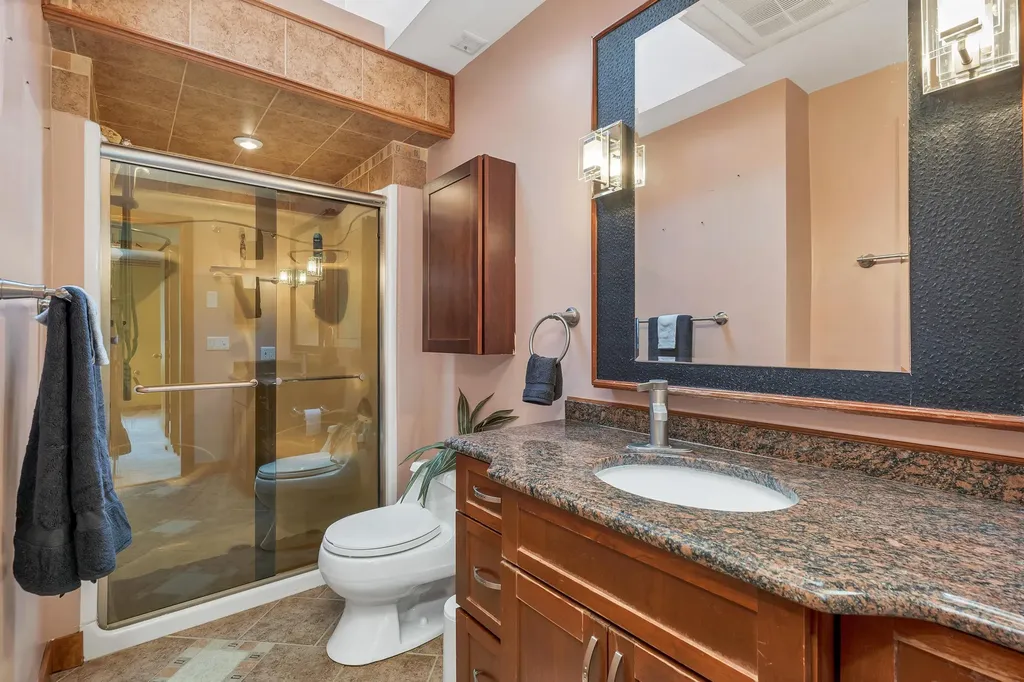 82 Pilgrim Drive Bedford NH 03110