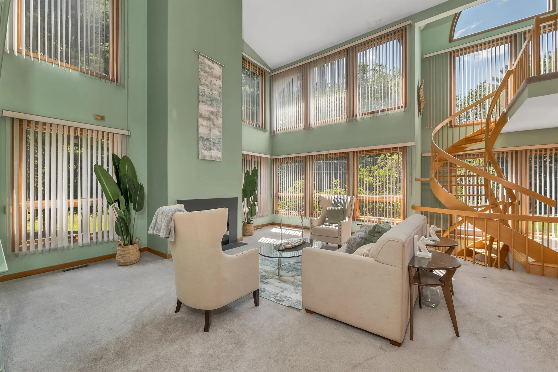 82 Pilgrim Drive Bedford NH 03110