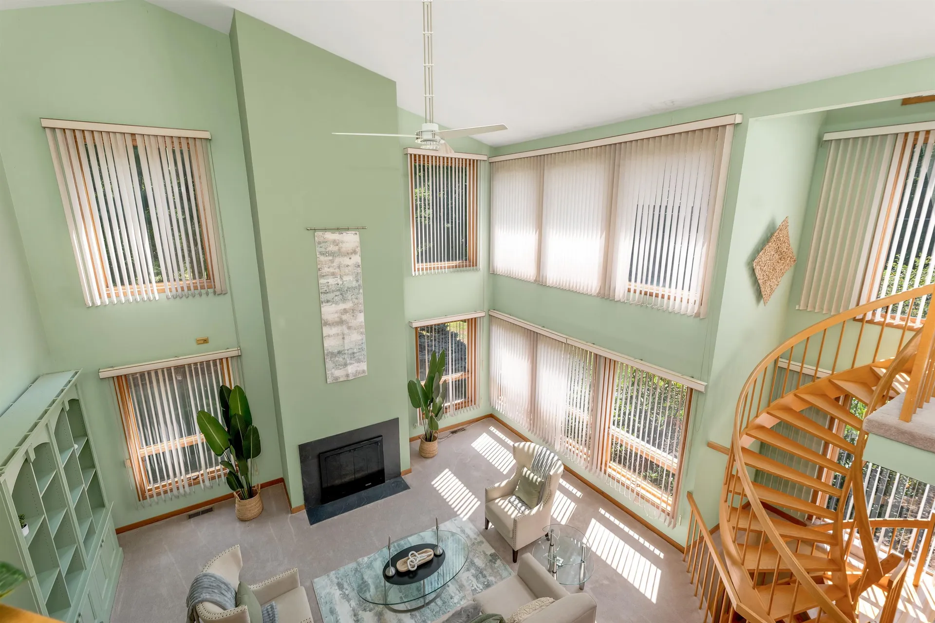 82 Pilgrim Drive Bedford NH 03110