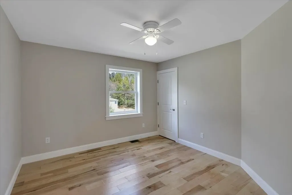 49 Hemlock Circle Jericho VT 05465