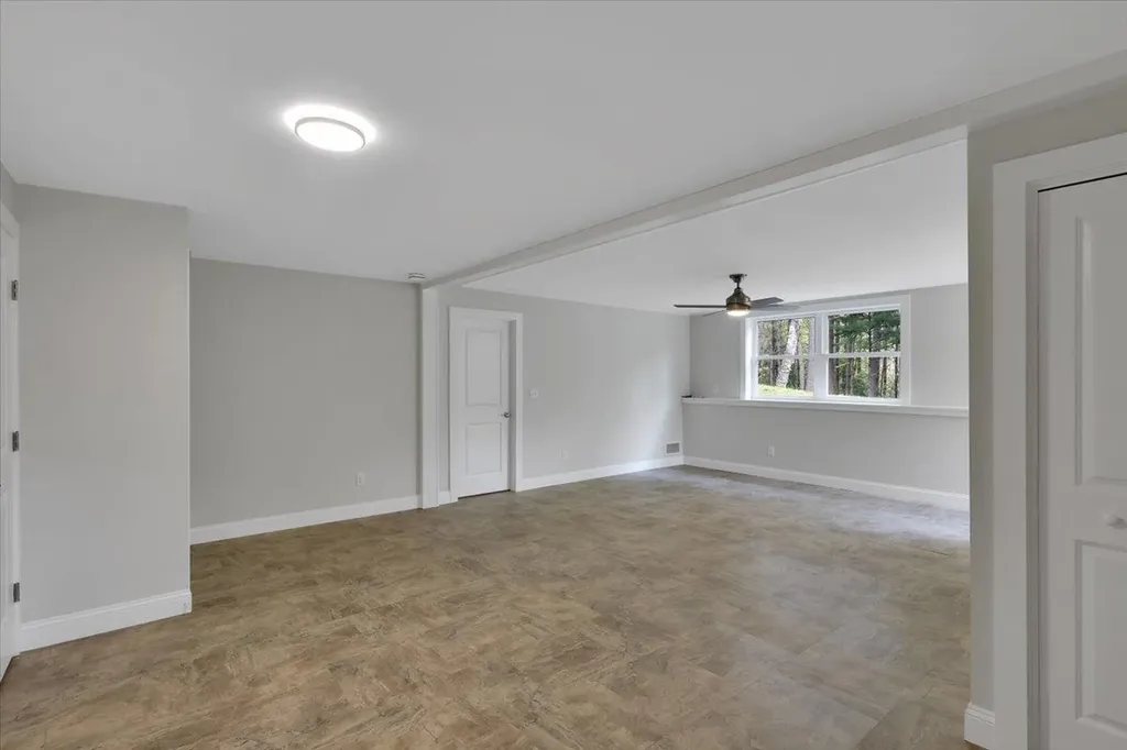 49 Hemlock Circle Jericho VT 05465