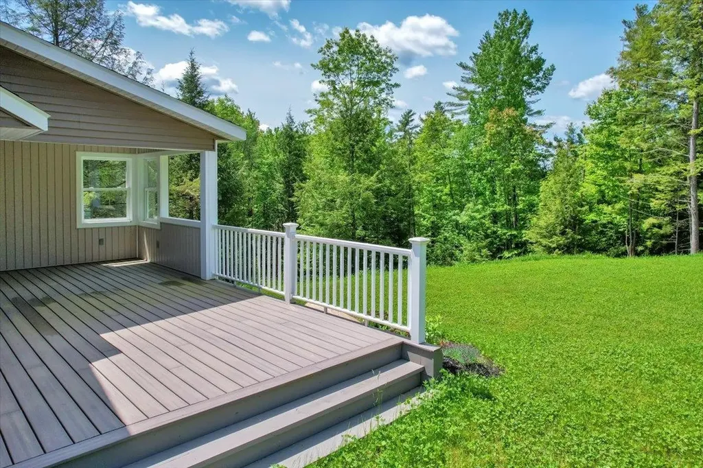 49 Hemlock Circle Jericho VT 05465