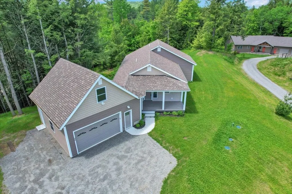 49 Hemlock Circle Jericho VT 05465