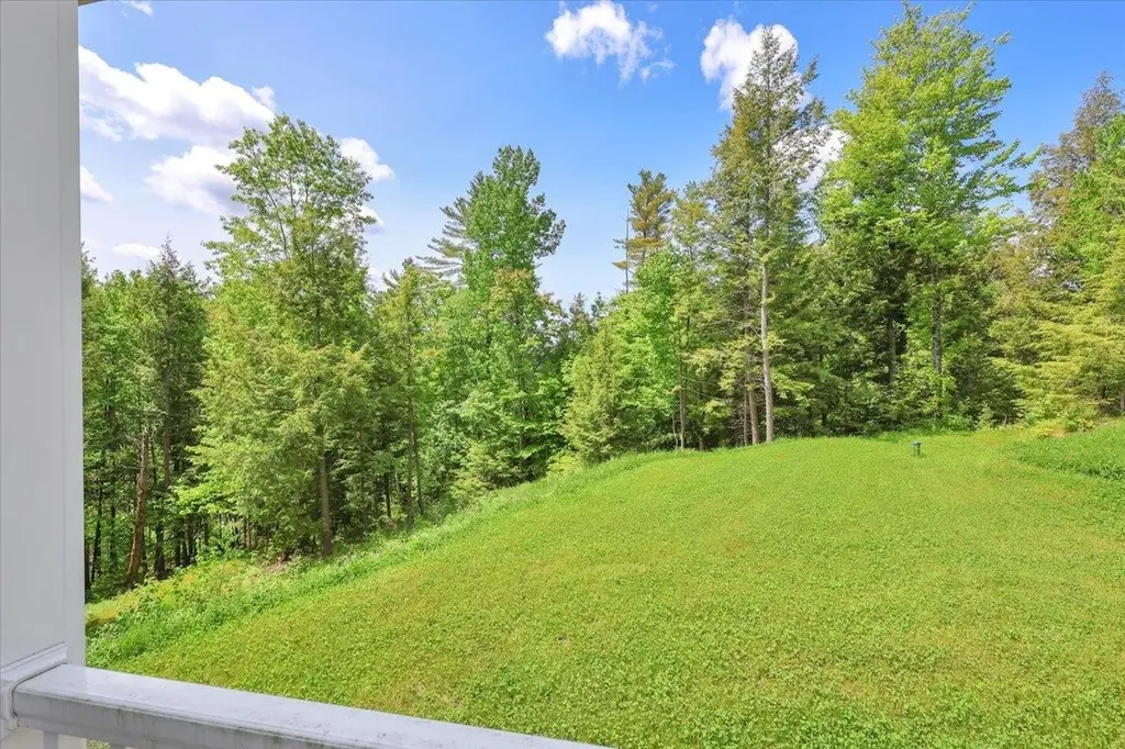 49 Hemlock Circle Jericho VT 05465