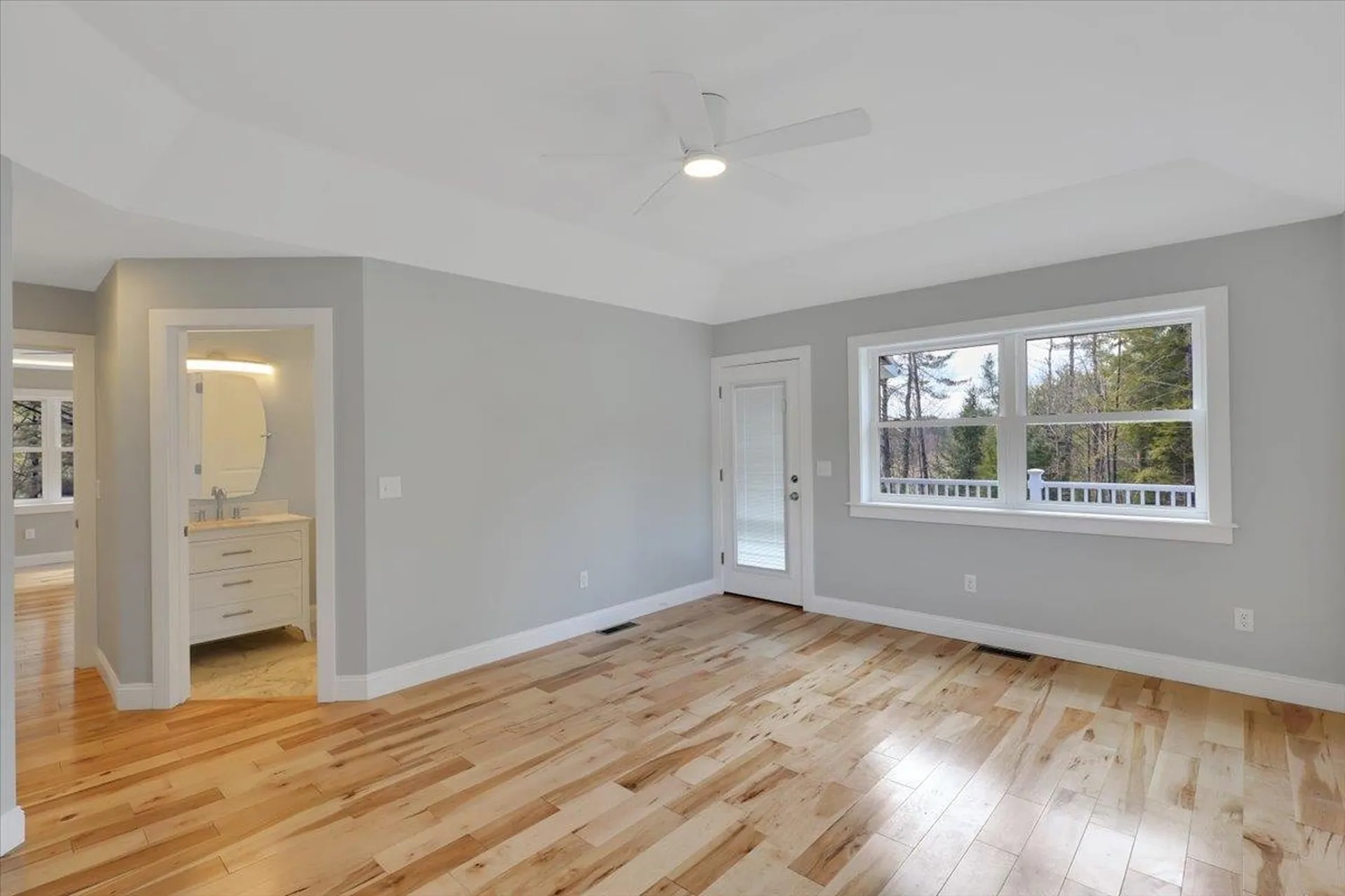 49 Hemlock Circle Jericho VT 05465