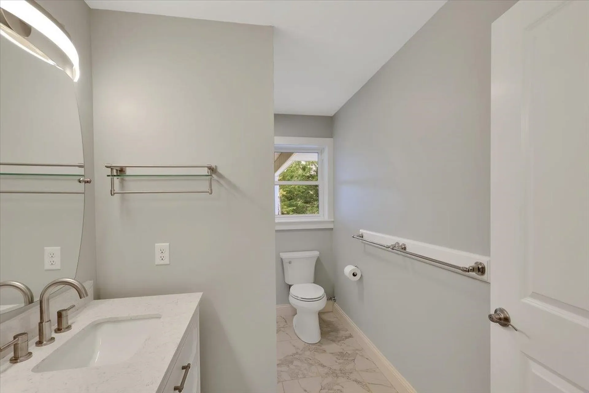 49 Hemlock Circle Jericho VT 05465