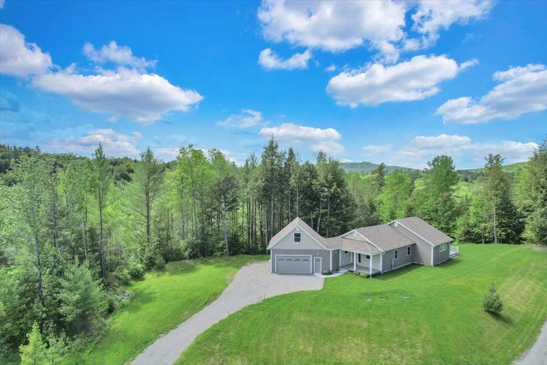 49 Hemlock Circle Jericho VT 05465