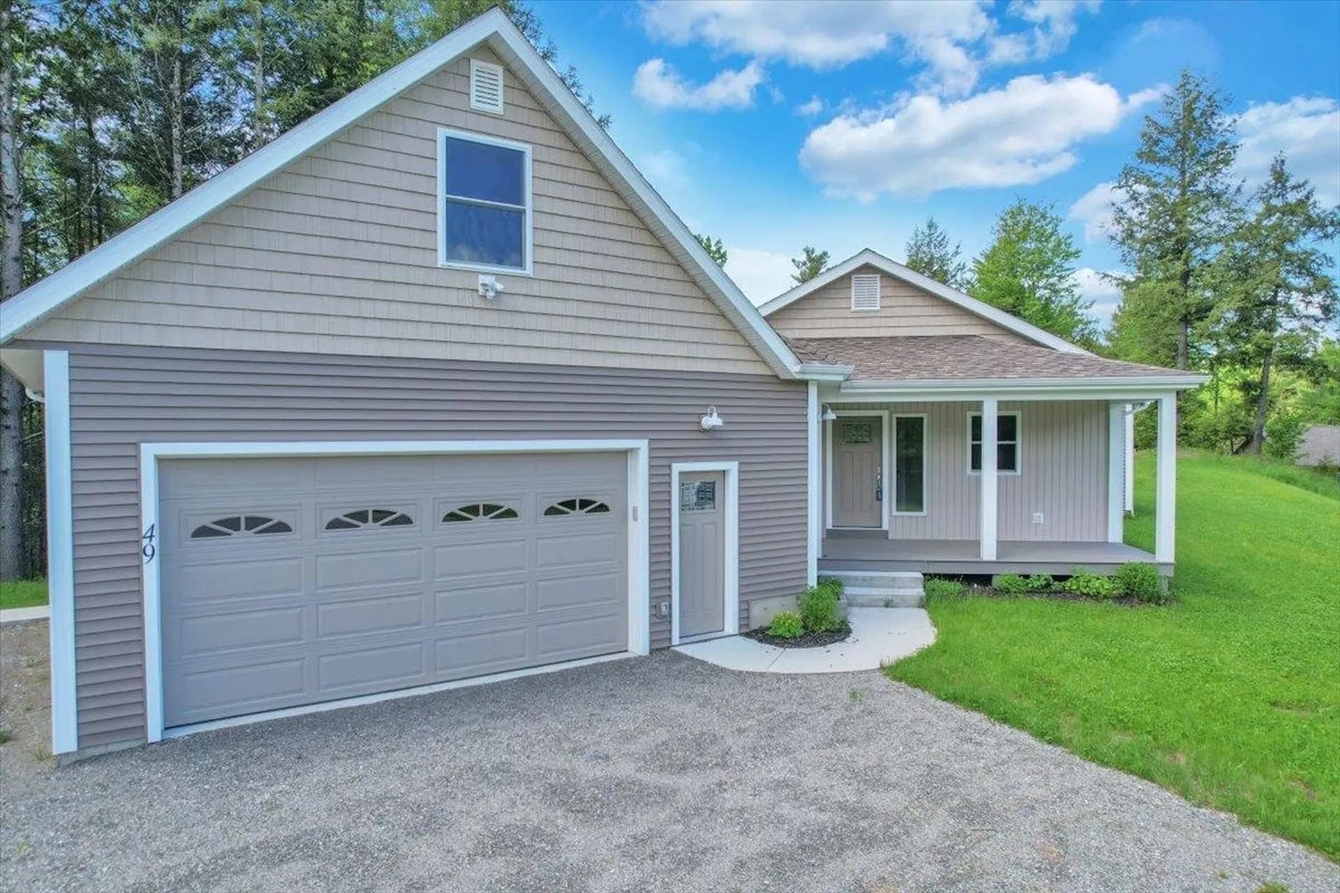 49 Hemlock Circle Jericho VT 05465