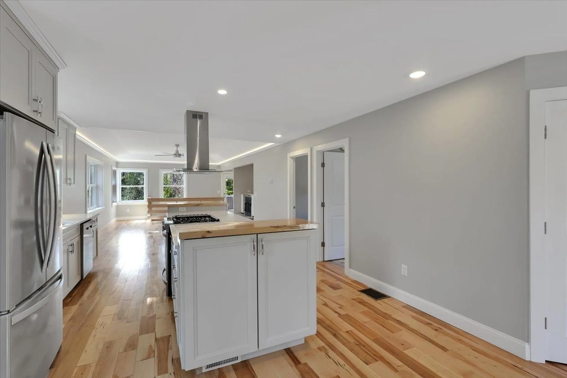 49 Hemlock Circle Jericho VT 05465