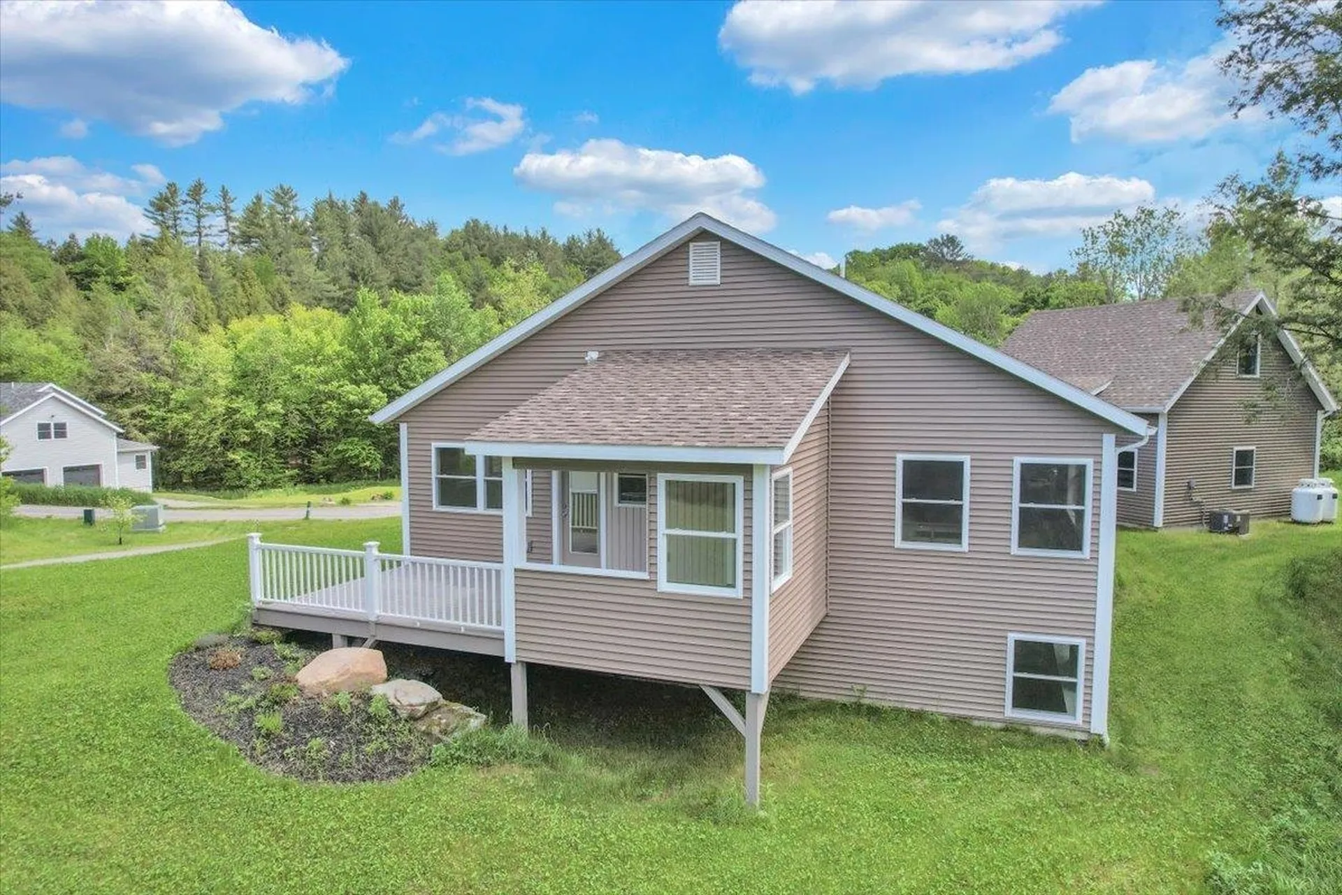 49 Hemlock Circle Jericho VT 05465