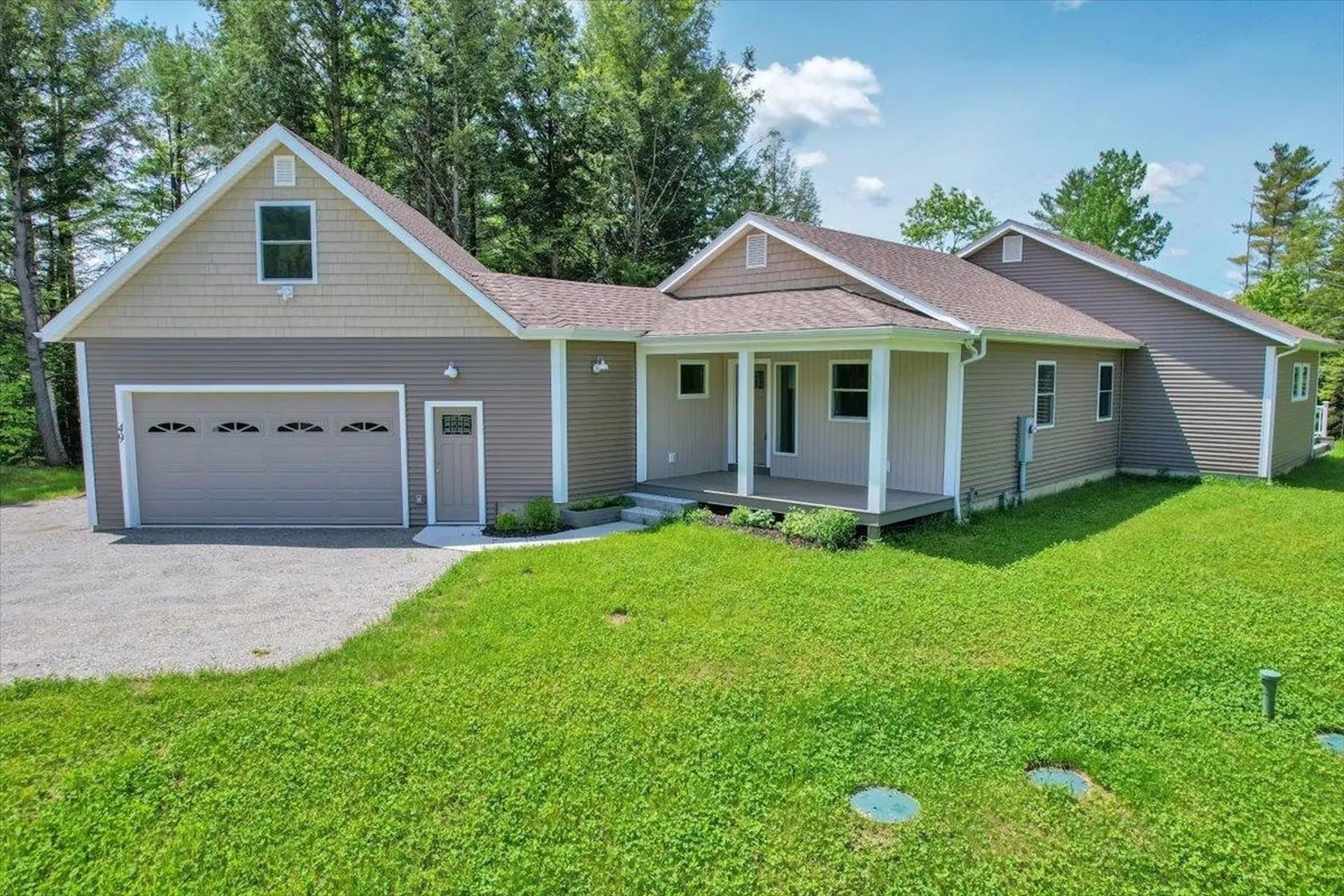 49 Hemlock Circle Jericho VT 05465