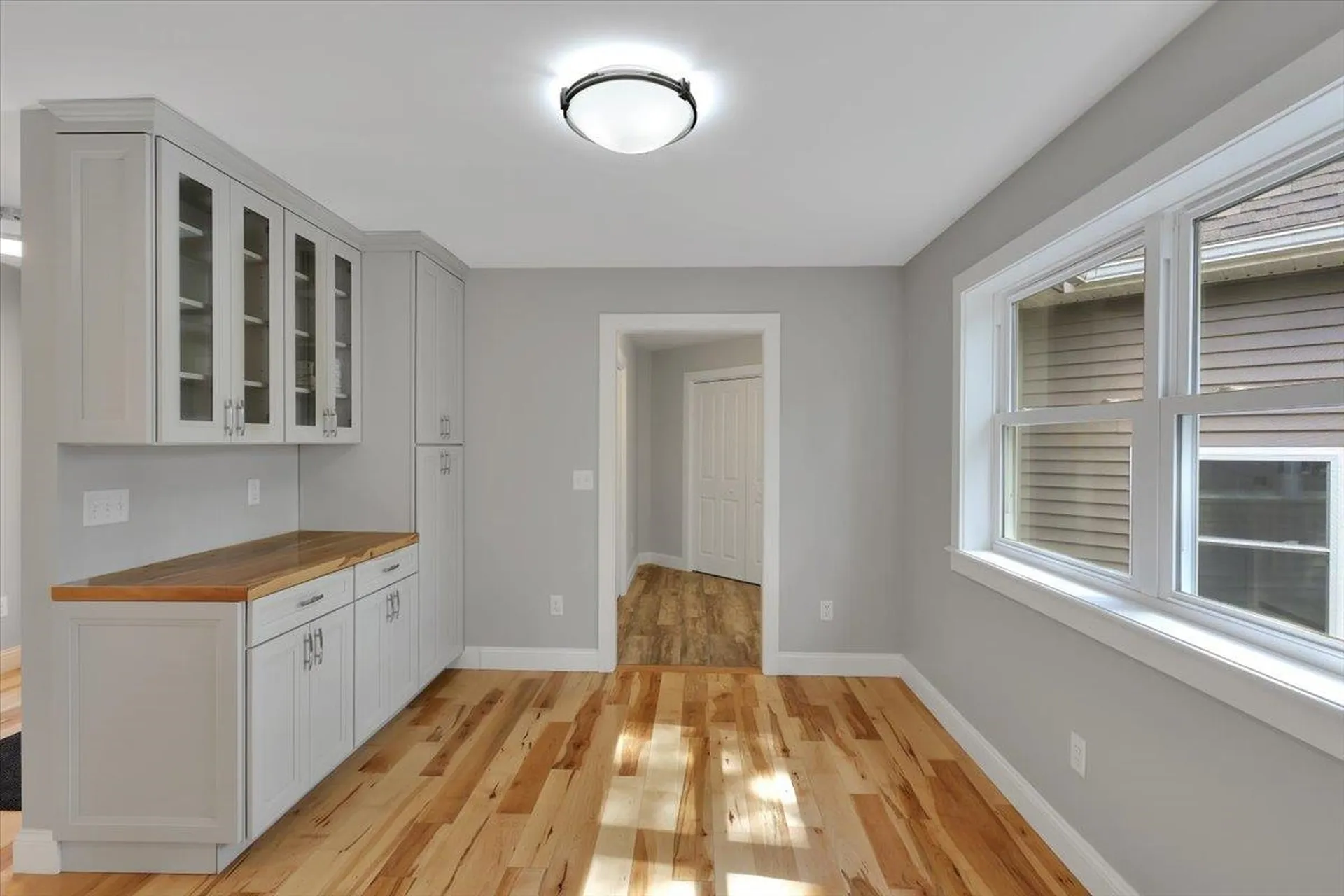 49 Hemlock Circle Jericho VT 05465