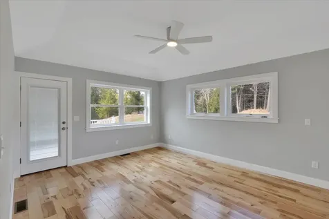 49 Hemlock Circle Jericho VT 05465