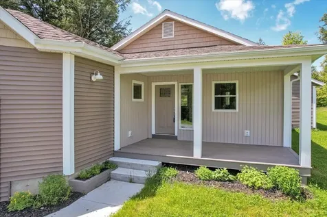 49 Hemlock Circle Jericho VT 05465