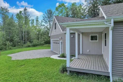 49 Hemlock Circle Jericho VT 05465