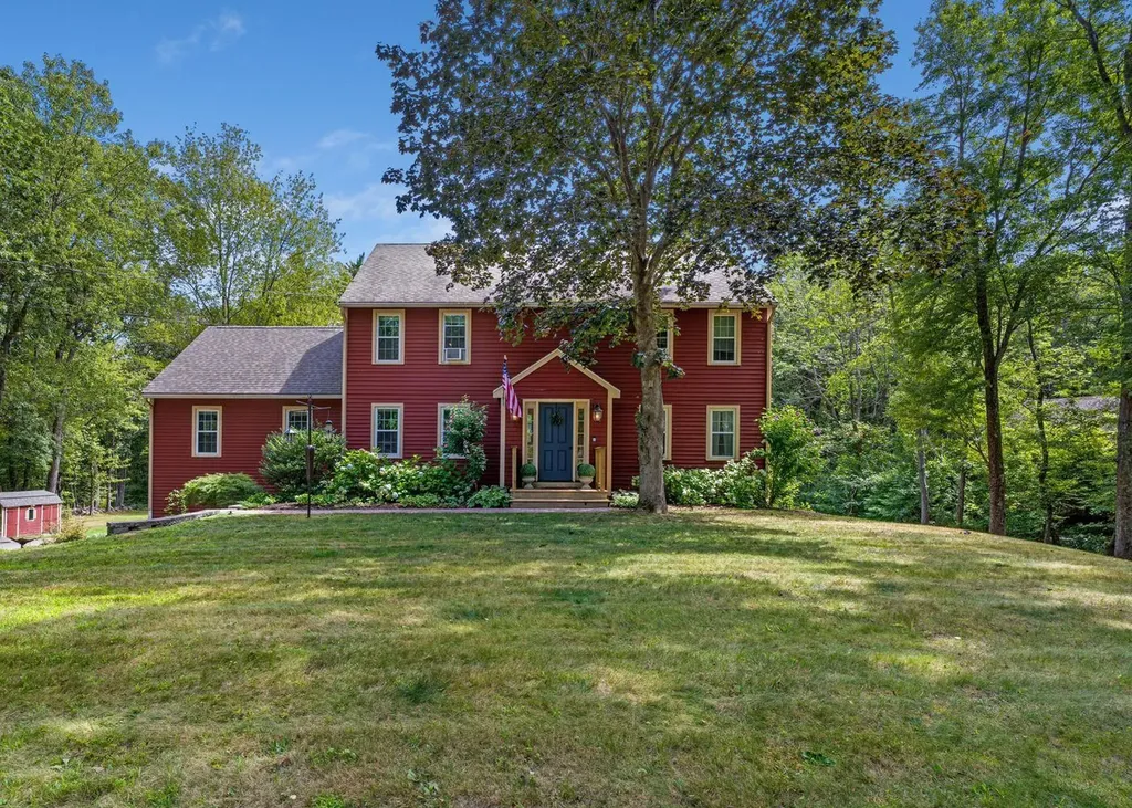 21 Lovell Road Stratham NH 03855