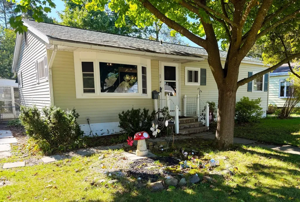 69 Arlington Court Burlington VT 05408