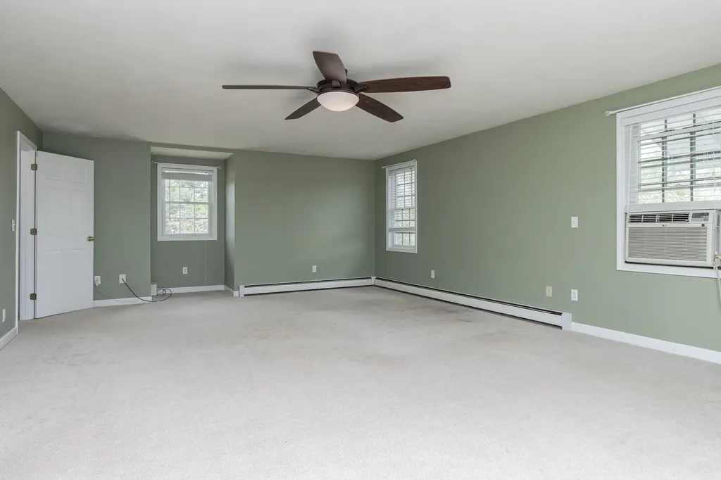 54 Briar Hill Road New Boston NH 03070