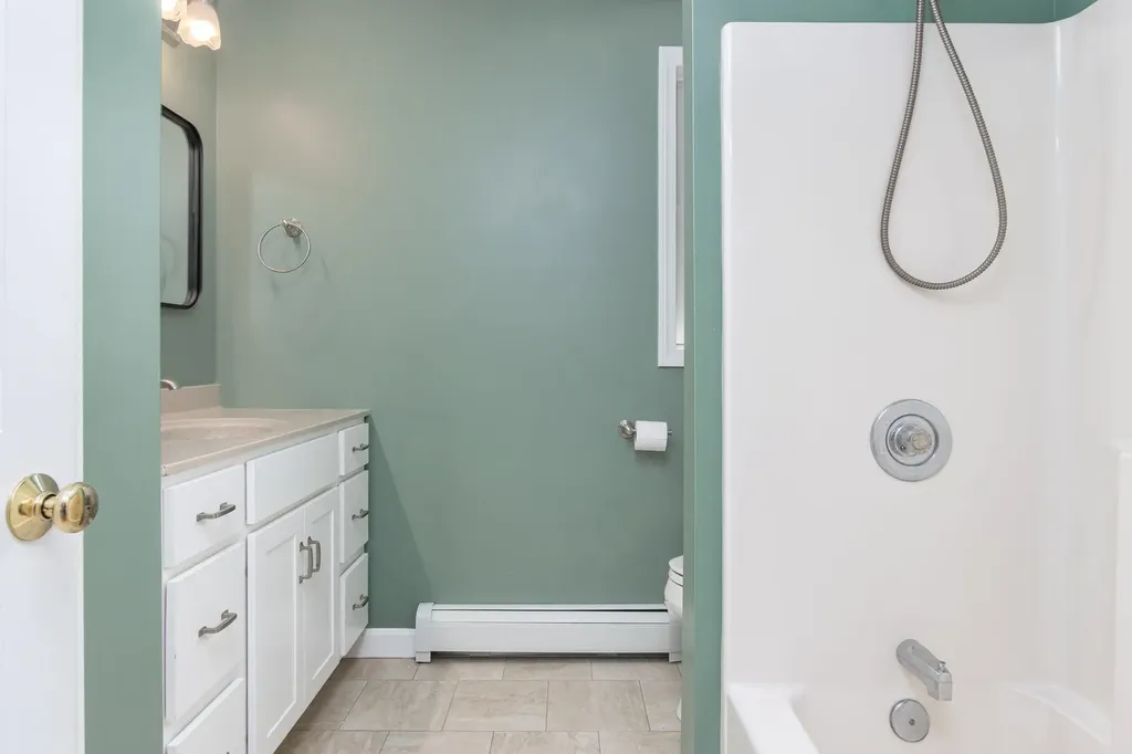 54 Briar Hill Road New Boston NH 03070