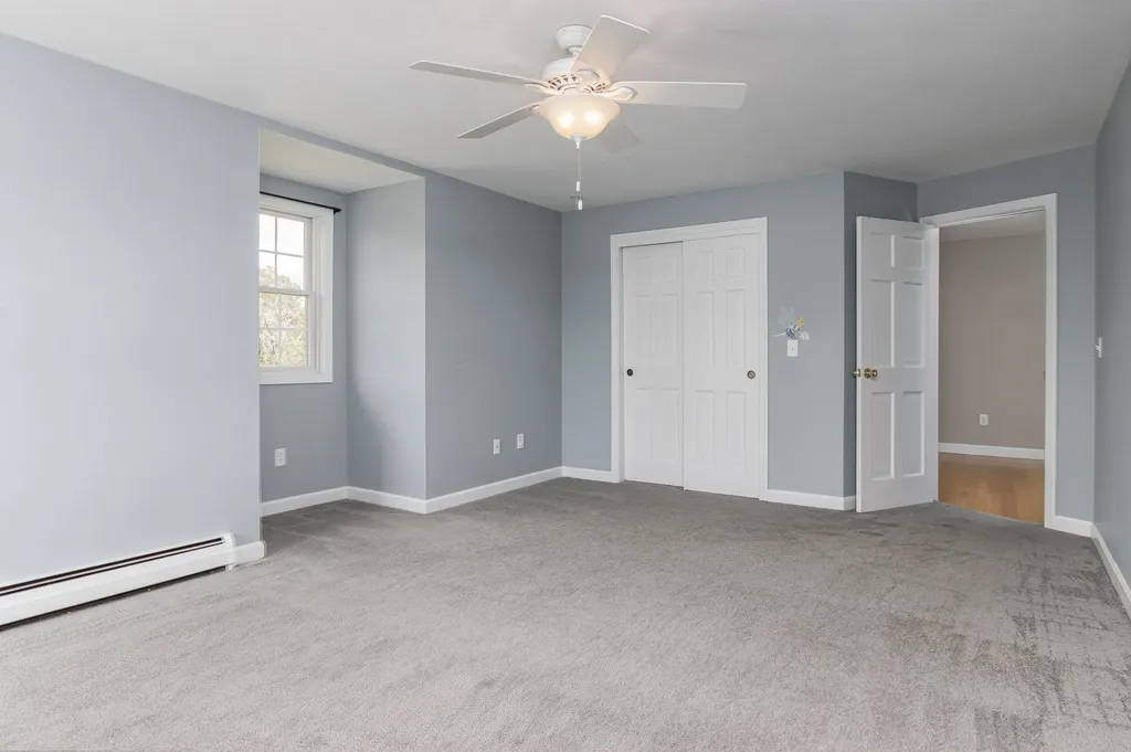 54 Briar Hill Road New Boston NH 03070