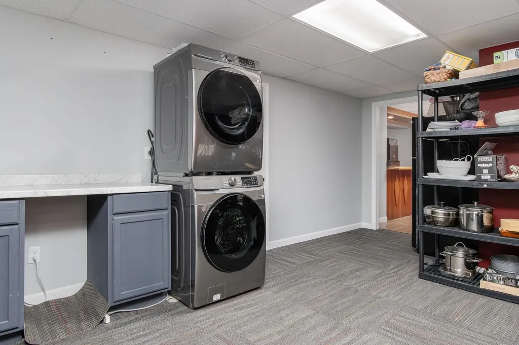 54 Briar Hill Road New Boston NH 03070